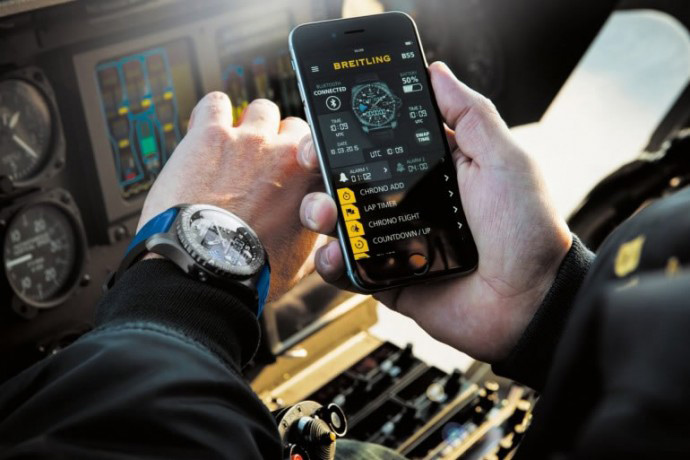 ブライトリングの最新腕時計”Breitling B55″がハイテクすぎる！