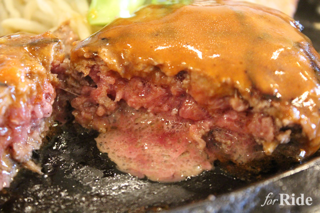 静岡を訪れたら必ず食したい！炭焼きステーキ店「さわやか」