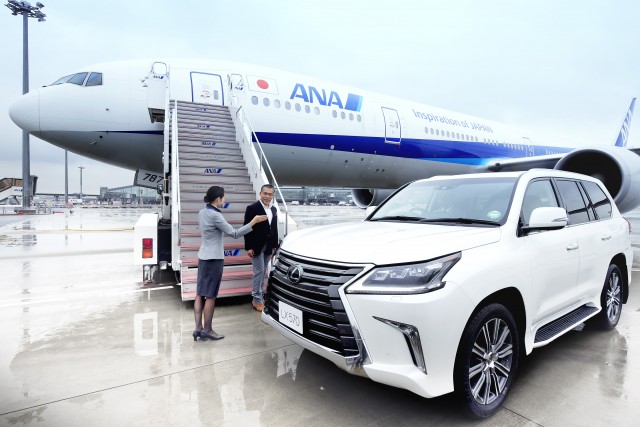 ANAとLEXUSの日本初サービス！ANAファーストクラスの乗り継ぎはLEXUS車で移動