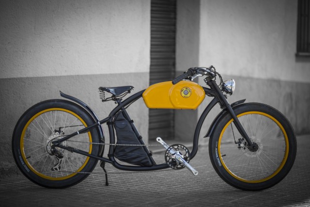 ビンテージバイク？ いえ、オシャレな電動アシスト自転車「OtoR Electric Bike」です！