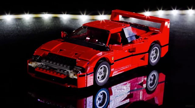 LEGOブロック製フェラーリ「F40」の製造過程を１分でまとめた動画が秀逸！
