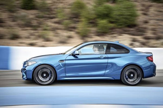 「M3」と「2002ターボ」の伝統を引き継ぐ新型BMW 「M2クーペ」が登場！