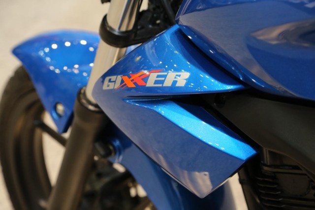 「ジクサー」ってスズキGSX-Rの愛称だよね？ いえ、インド製155ccバイクです【東京モーターサイクルショー2016】