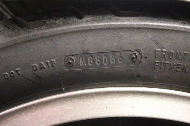 今さら恥ずかしくて聞けない!? タイヤの製造年月を超カンタンに確認する方法