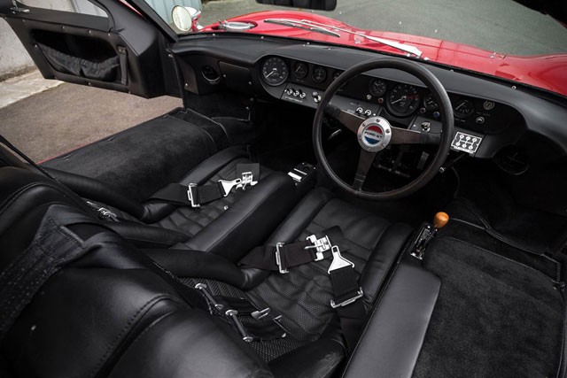打倒フェラーリとして作られたフォード「GT40」がオークションでもの凄い金額に！