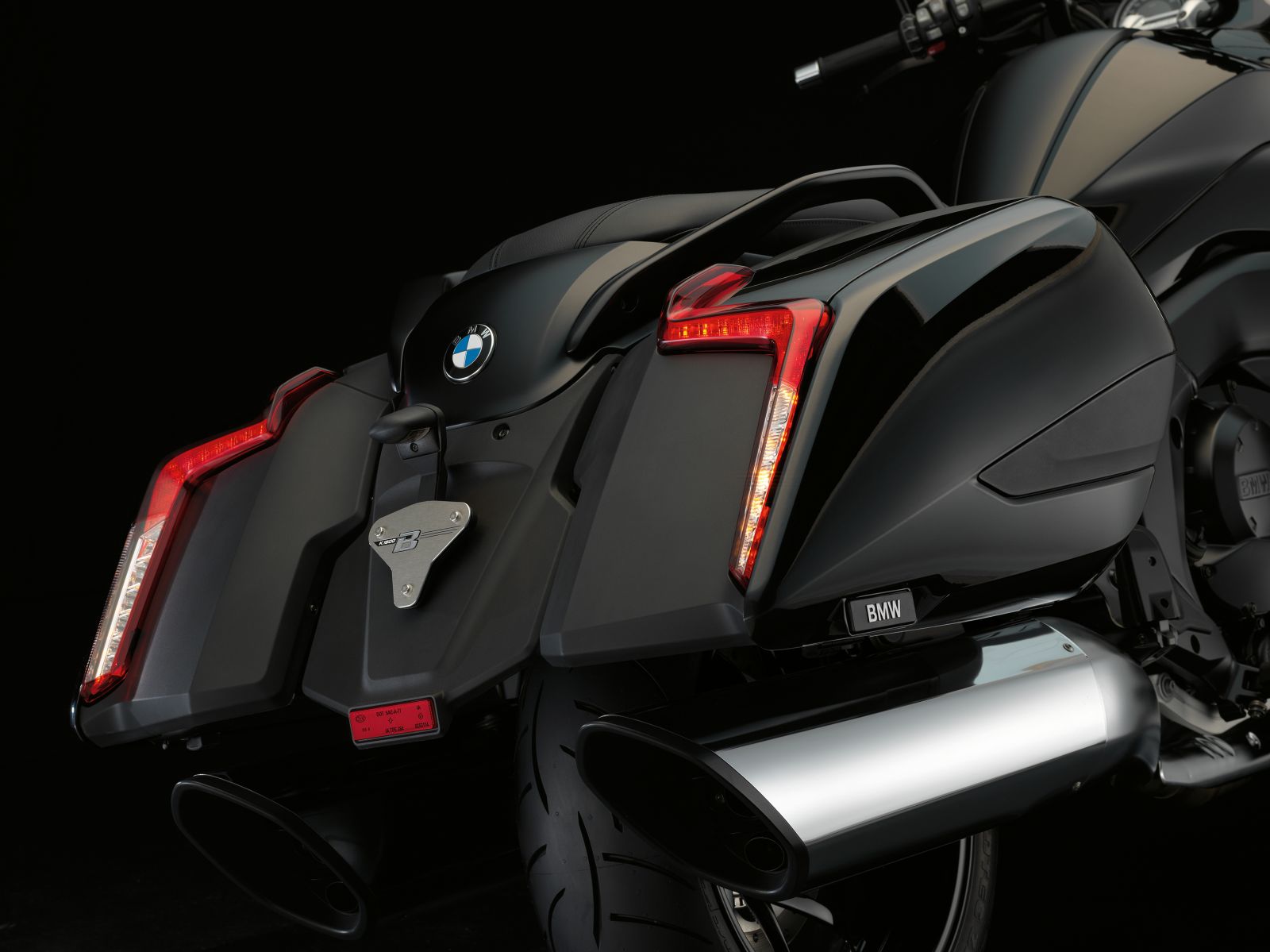 速報！BMWが公式発表した「K1600 B」はまさかのバガーモデルだ！