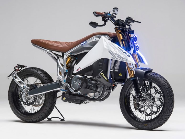コレは近未来的！電動バイクAero「E-Racer」は高性能なスクランブラー！