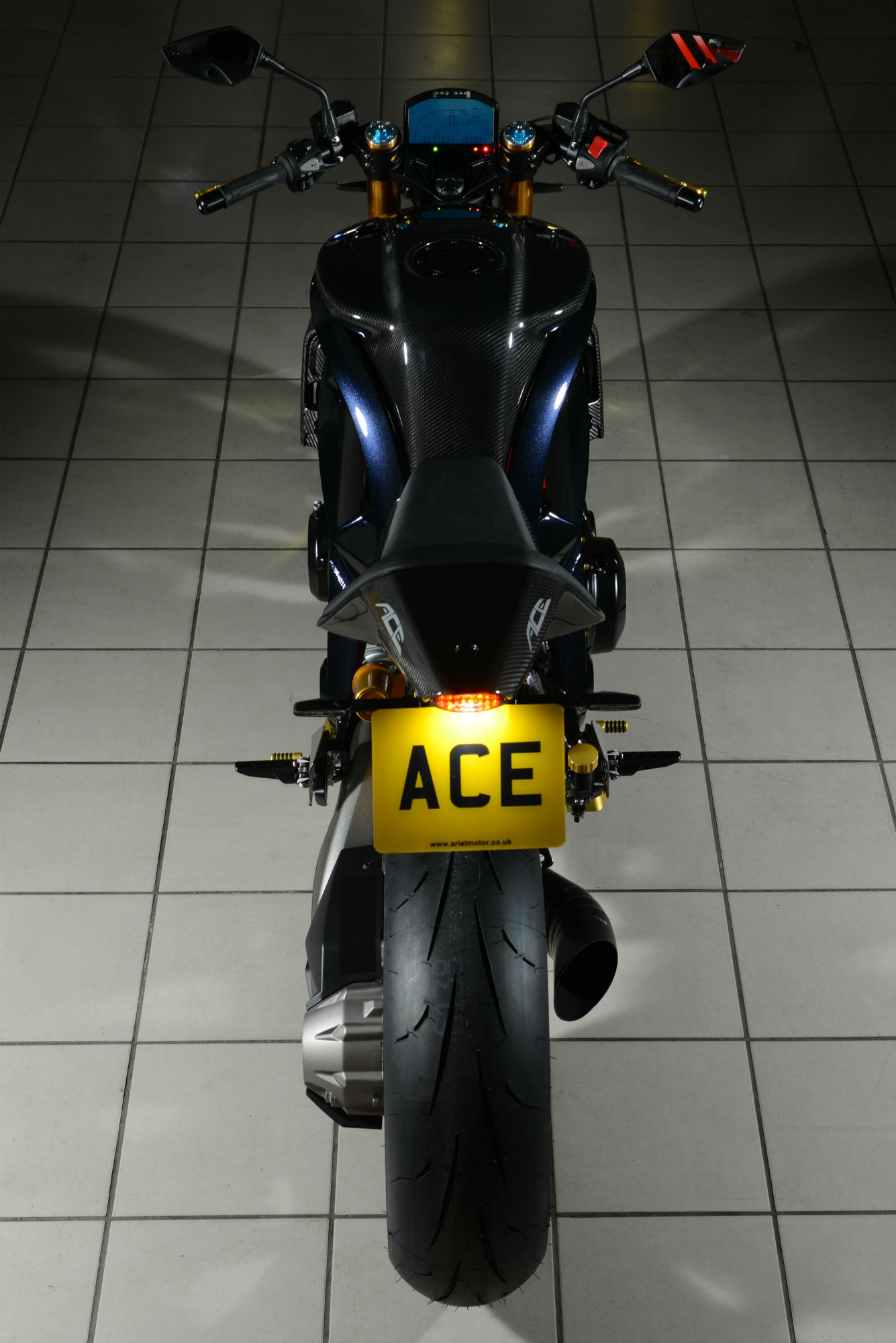ホンダV4エンジン搭載のアリエル「ACE R」は200馬力で750万円！