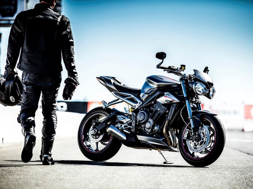 これぞストリートファイター トライアンフ Street Triple 765 Rs が新登場 バイク を楽しむショートニュースメディアforride フォーライド