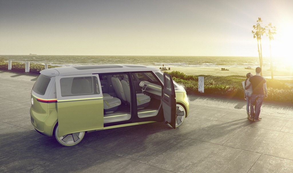 完全自動運転のEV！VWのコンセプトモデルは伝説的モデル「Microbus」のリバイバルだ！