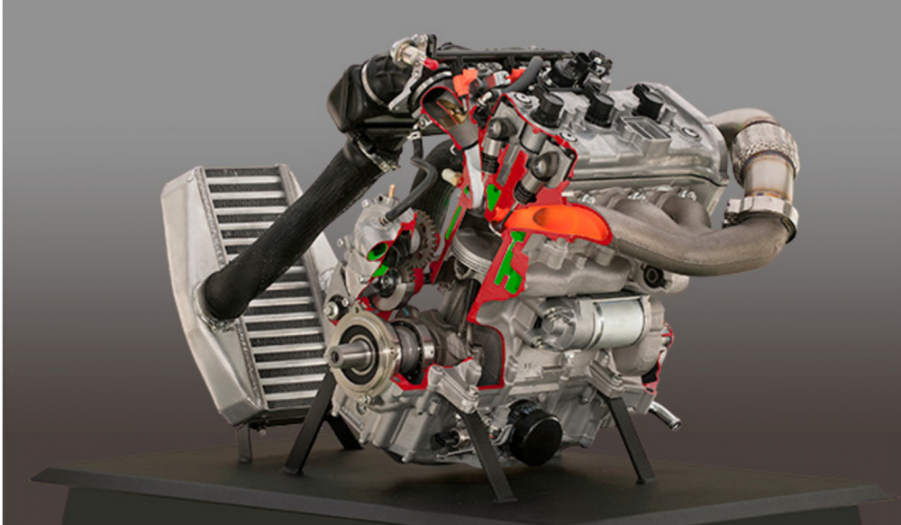 ヤマハの50周年アニバーサリー！ターボから2スト500ccまでスノーモービルはエンジンが面白い！