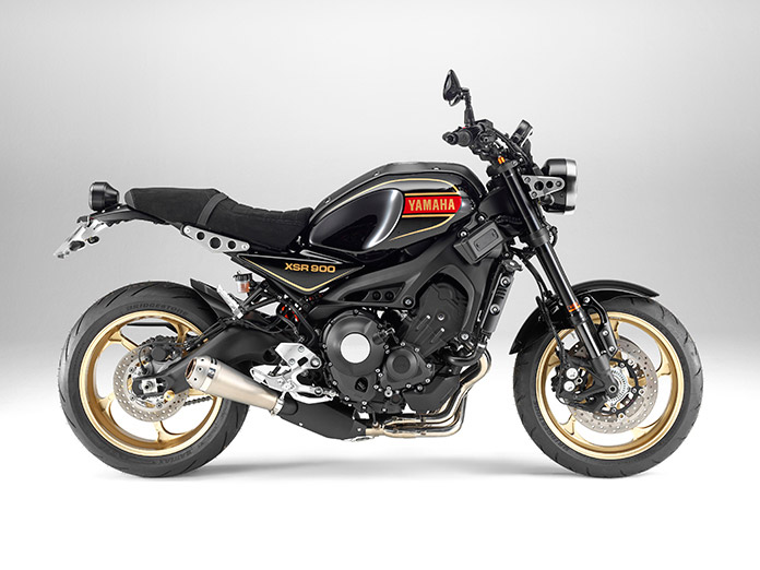 ヤマハ「RZ250」が復活!? ではなく「XSR900ヘリテージ外装セット RZブラック」の予約販売が開始！