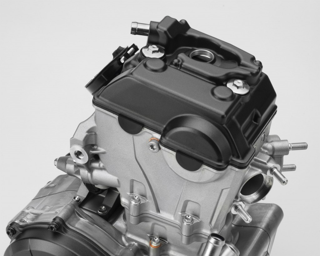 新DOHCエンジン&チタン製タンク！ホンダ「CRF250R」2018年モデルがヨーロッパで発表！