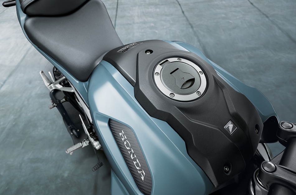 カフェレーサーも追って登場!? ホンダのニューモデル「CB150R ExMotion」は今春発表されたコンセプトモデルの市販バージョン！