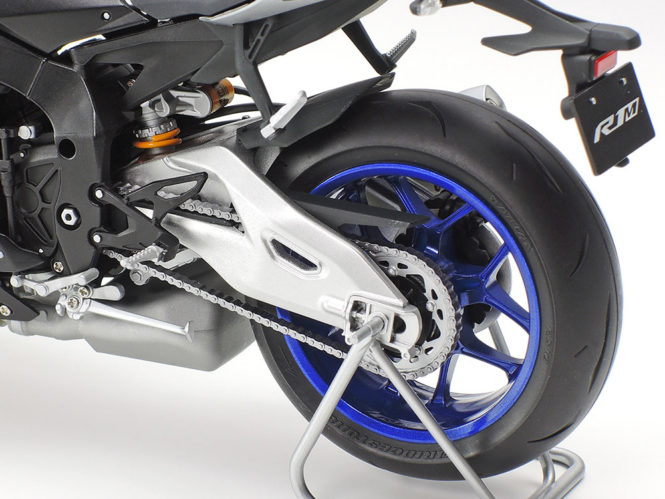 コレがプラモデル!?タミヤの「1/12オートバイシリーズ ヤマハ YZF-R1M」の完成度が高過ぎる！