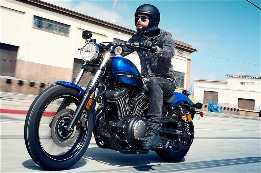 ニューカラーが魅力的 ヤマハ Bolt Bolt Rスペック の18年モデルに注目だ バイクを楽しむショートニュースメディアpaly For Ride プレイフォーライド