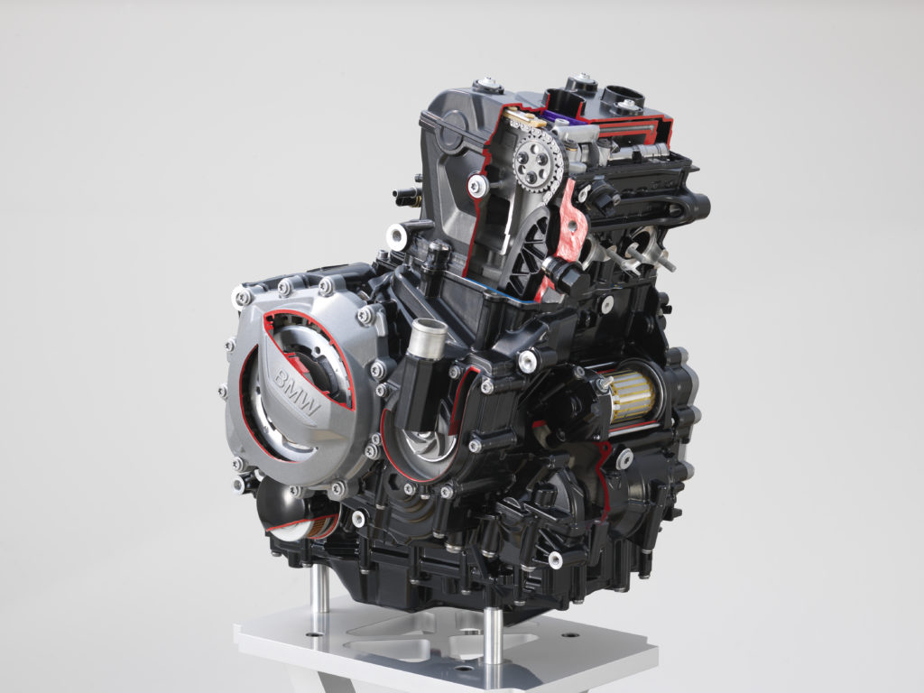 新エンジン搭載で高性能化！BMWモトラッド「F 850 GS Adventure」が実に魅力的！