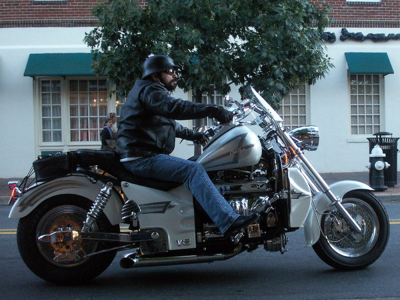 なんでうるさいバイクに乗るの 独りよがりな理由と低すぎる好感度 バイクを楽しむショートニュースメディアpaly For Ride プレイフォーライド