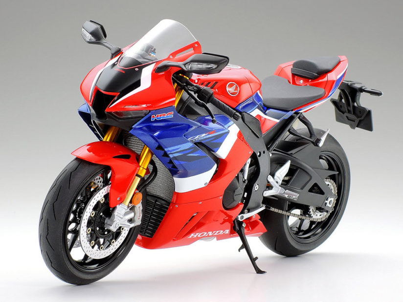 これが先進マシンのカッコよさ ホンダのcbr1000rr R Fireblade Spがタミヤのプラモデルに バイクを楽しむショートニュースメディアforride フォーライド