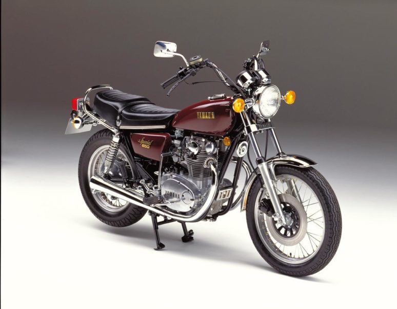 ヤマハの70年代バイクがまるでカスタムハーレーに！シンプルさとビンテージ感がたまらない