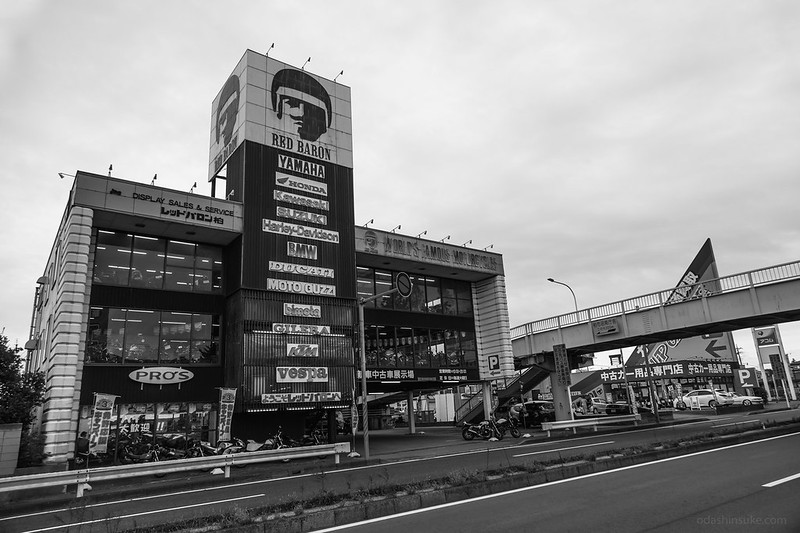 レッドバロンって実際どうなん?潜入してバイクを物色してみた