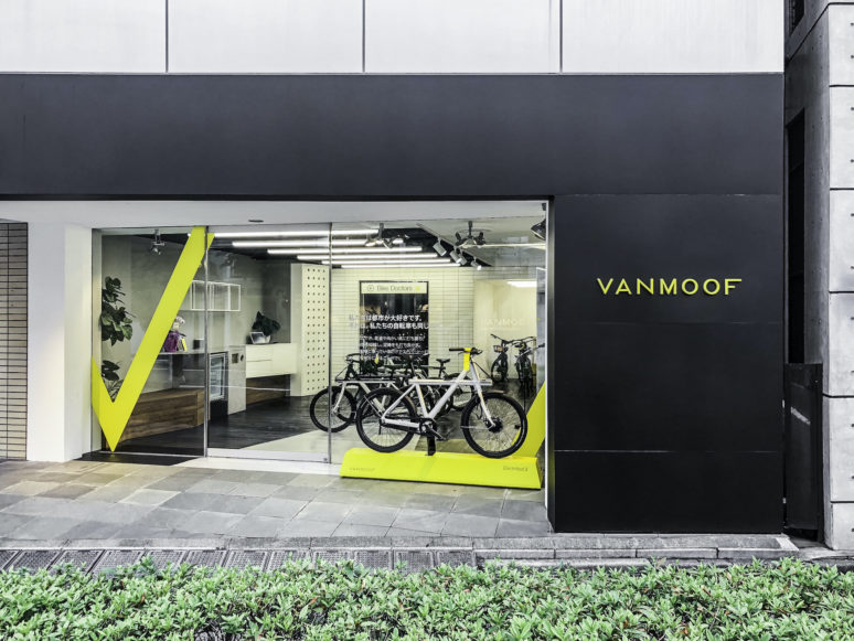 スマートデザインのeバイク「VanMoof」ニューモデルが一大デザインフェスに登場！