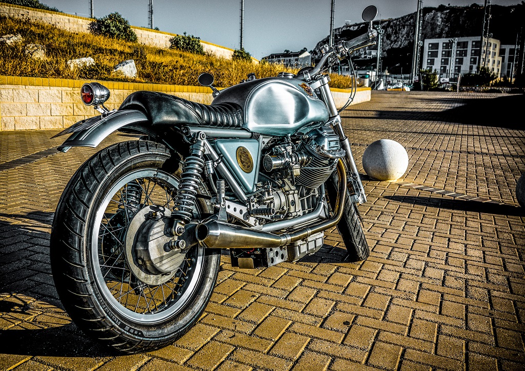 70sモトグッツィが美しいモダンネイキッドに。イギリスの「Side Rock Cycles」に注目！