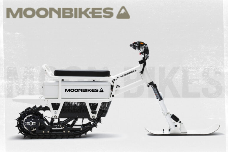 キャタピラーだから安心！雪が積もったらアルプスが生んだ電動スノーモービル「Moon Bike」に乗ろう