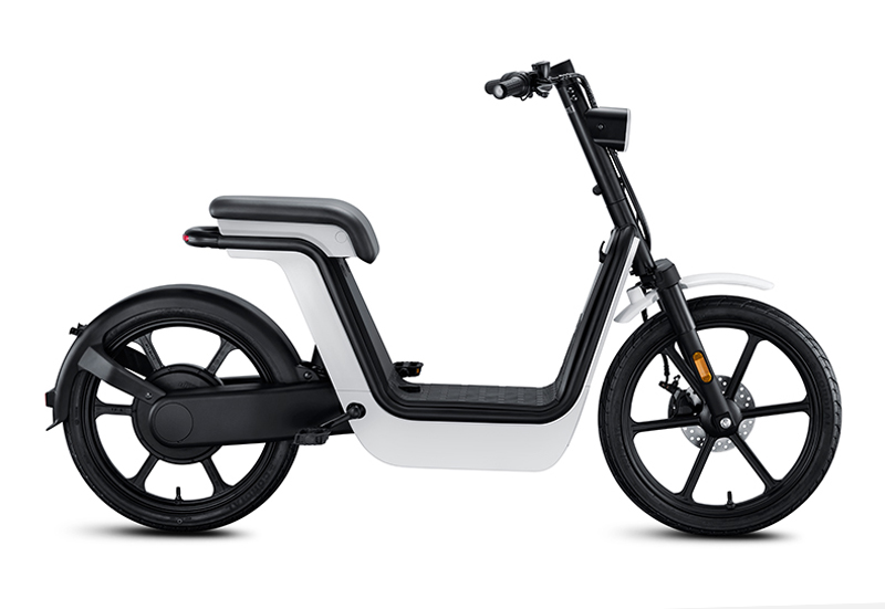 【まさに良品計画】ホンダ×無印良品のコラボで誕生したペダル付き電動バイク「素-MS01」