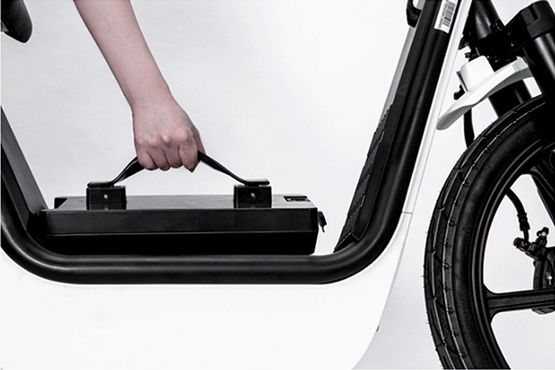 【まさに良品計画】ホンダ×無印良品のコラボで誕生したペダル付き電動バイク「素-MS01」