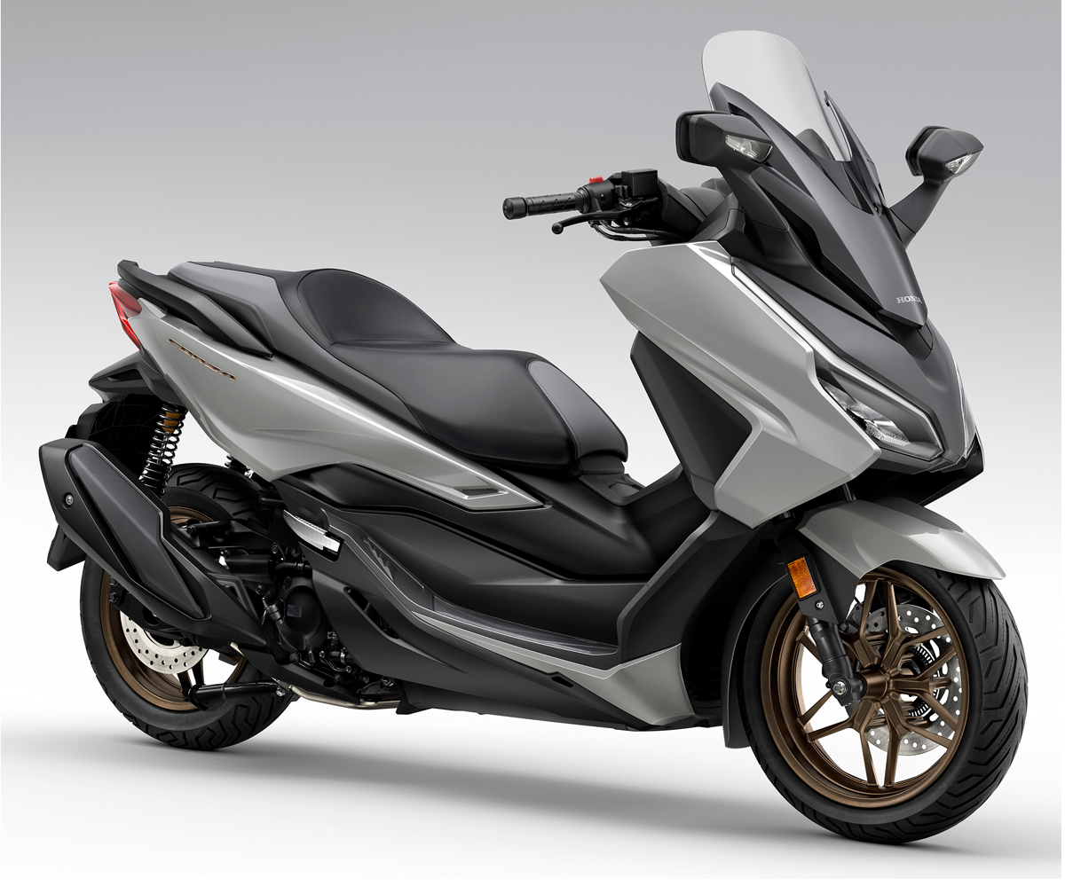 【機能性に優れた250ccモデル】ホンダの新型「フォルツァ」はビッグスクーターの大本命！