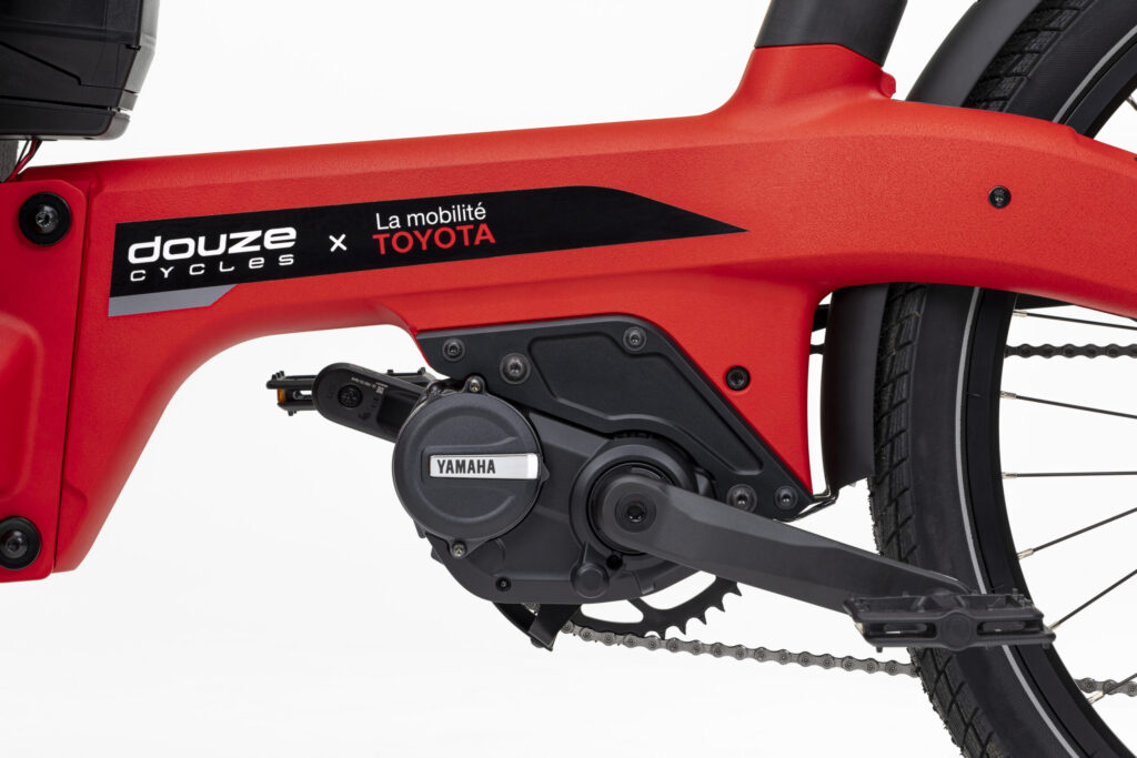 子どもが3人乗れる!? トヨタがフランスで電動カーゴバイク「DOUZE Cycles × Toyota Mobility」を9月に発売！