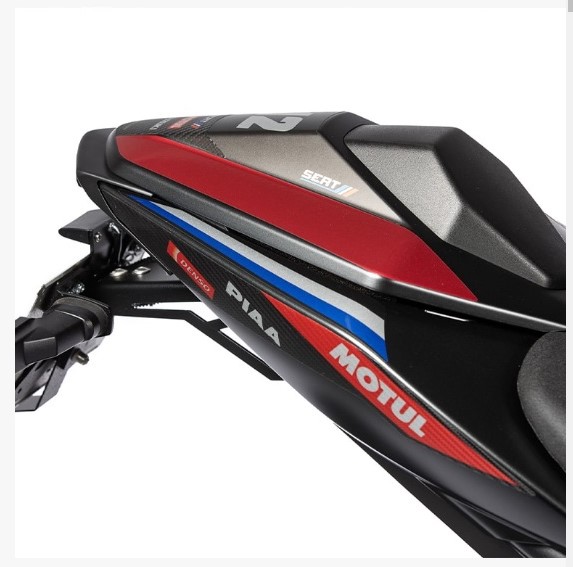 スズキファン必見！世界耐久選手権レーサーのカラー&グラフィックを纏った特別仕様の「GSX-8S SERT」
