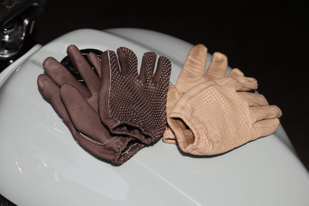 クラシックバイクとの相性バツグンのLAMP GLOVES パンチンググローブ