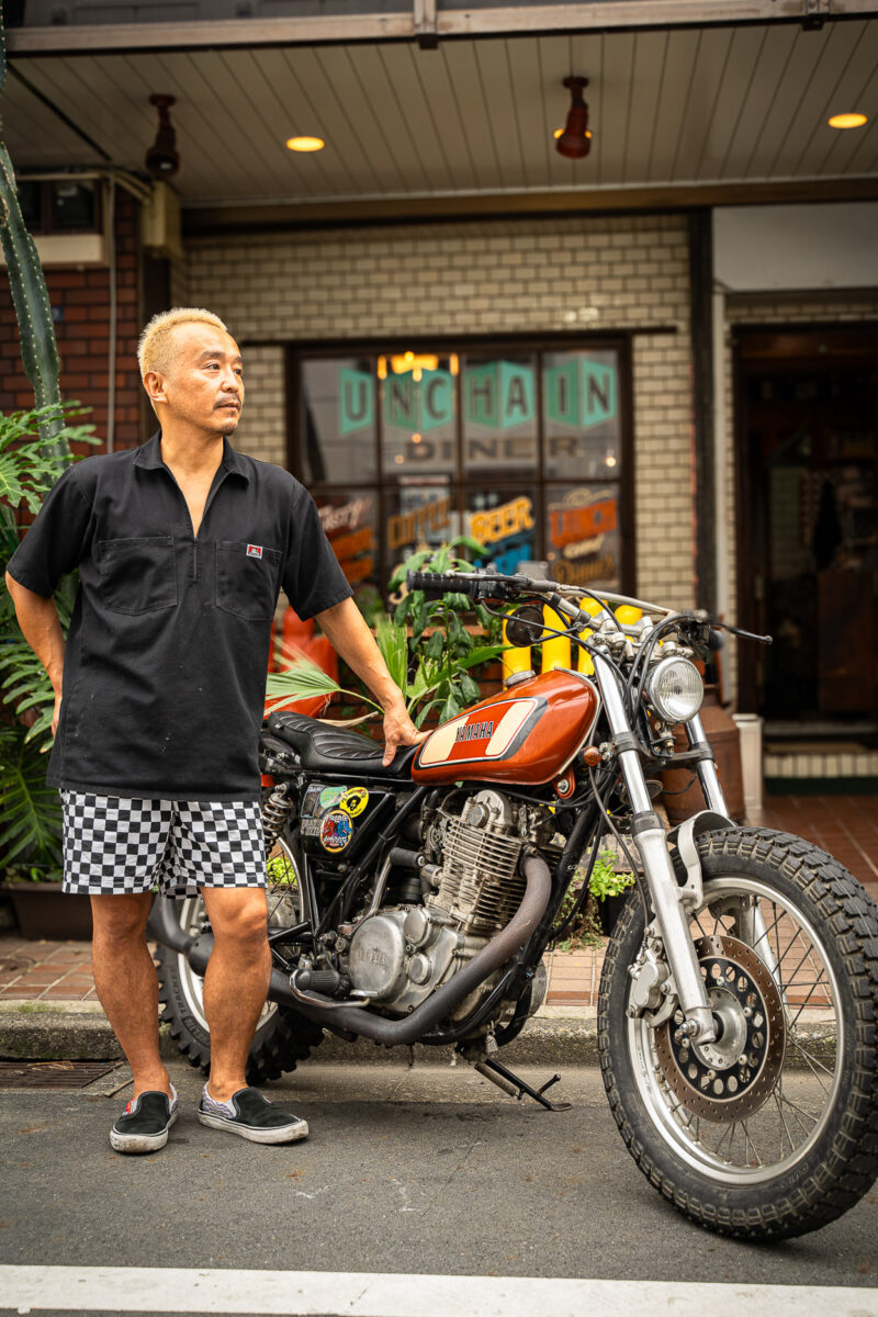 BRAT STYLEのSR400を駆るハンバーガー専門店の店主