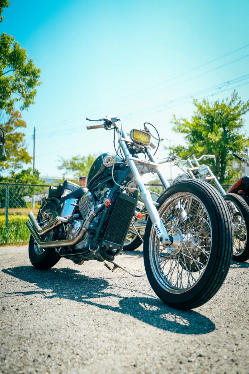 仲間と個性をシェアするユースバイカー