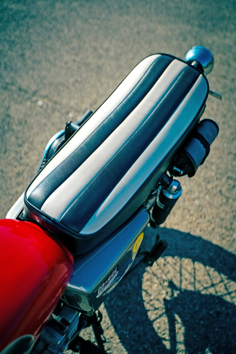 ライフスタイルを彩る「赤い」相棒