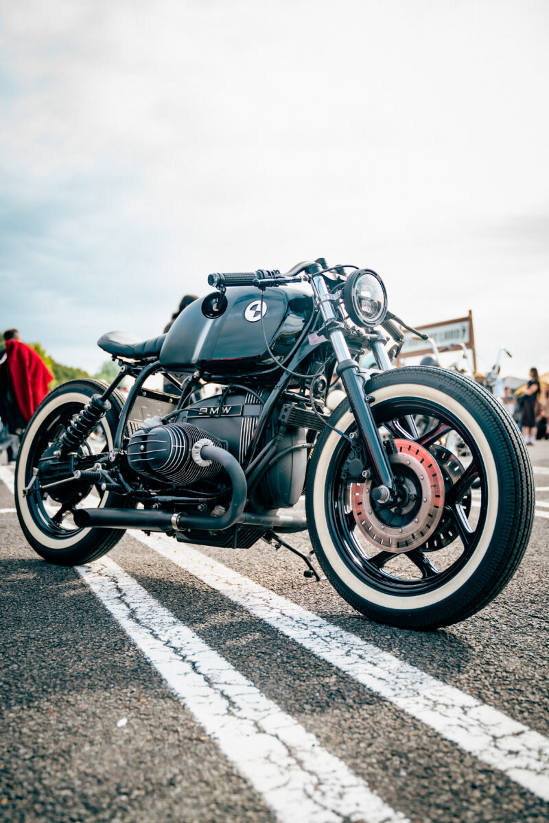 モダンスタイルで楽しむカスタムBMW