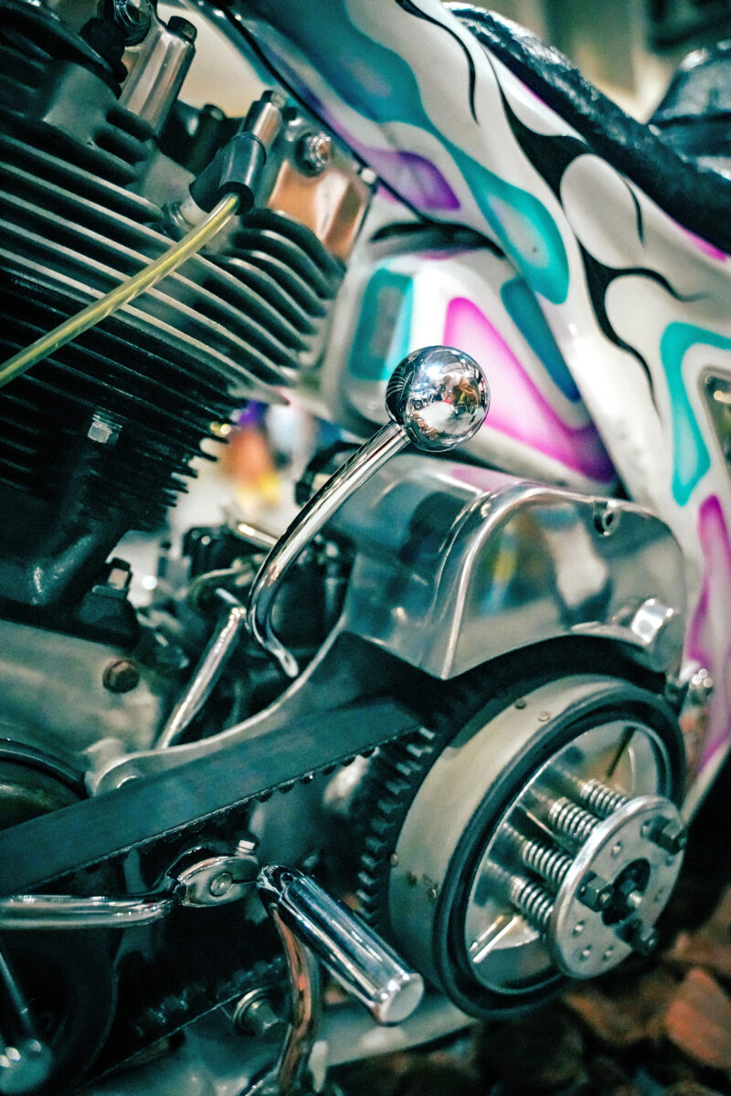 ドラッグレーサーへと仕立てられたFXRS