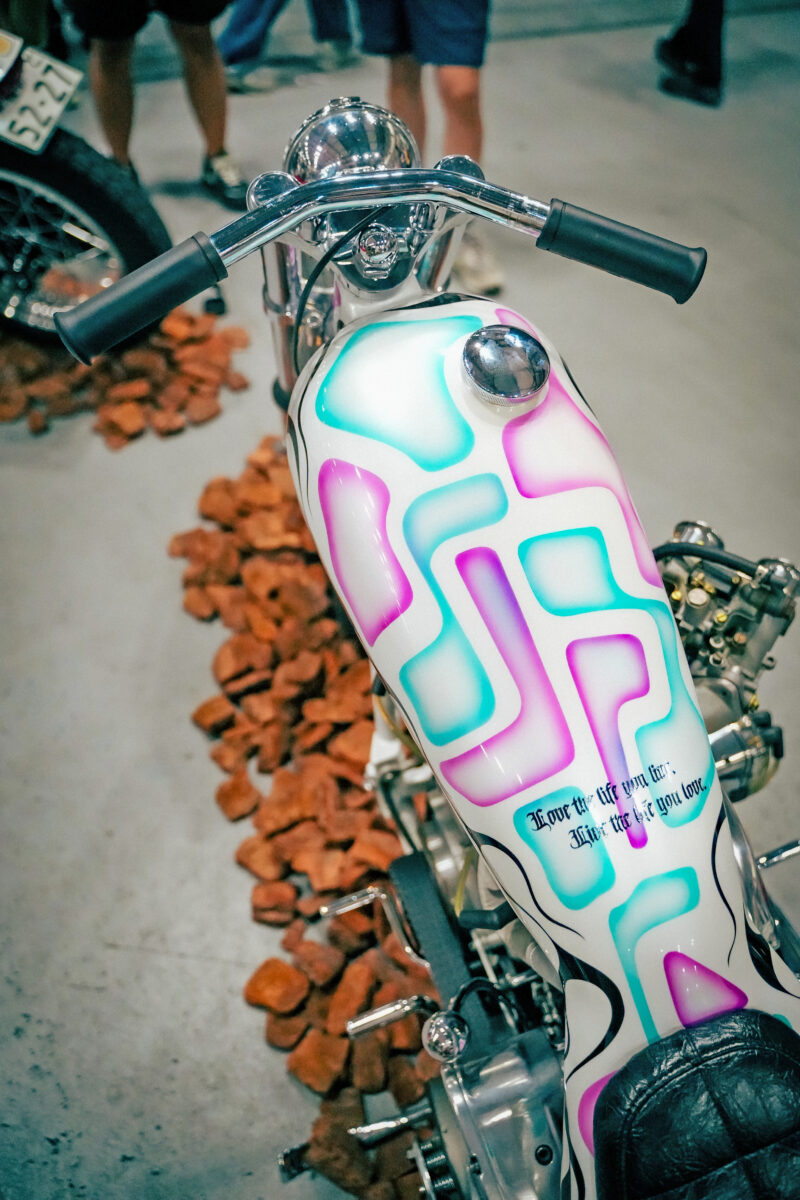 ドラッグレーサーへと仕立てられたFXRS