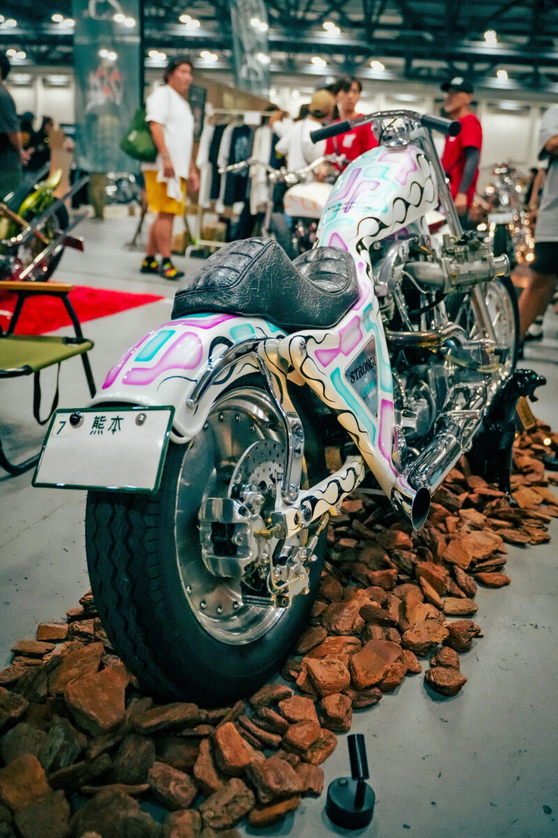 ドラッグレーサーへと仕立てられたFXRS