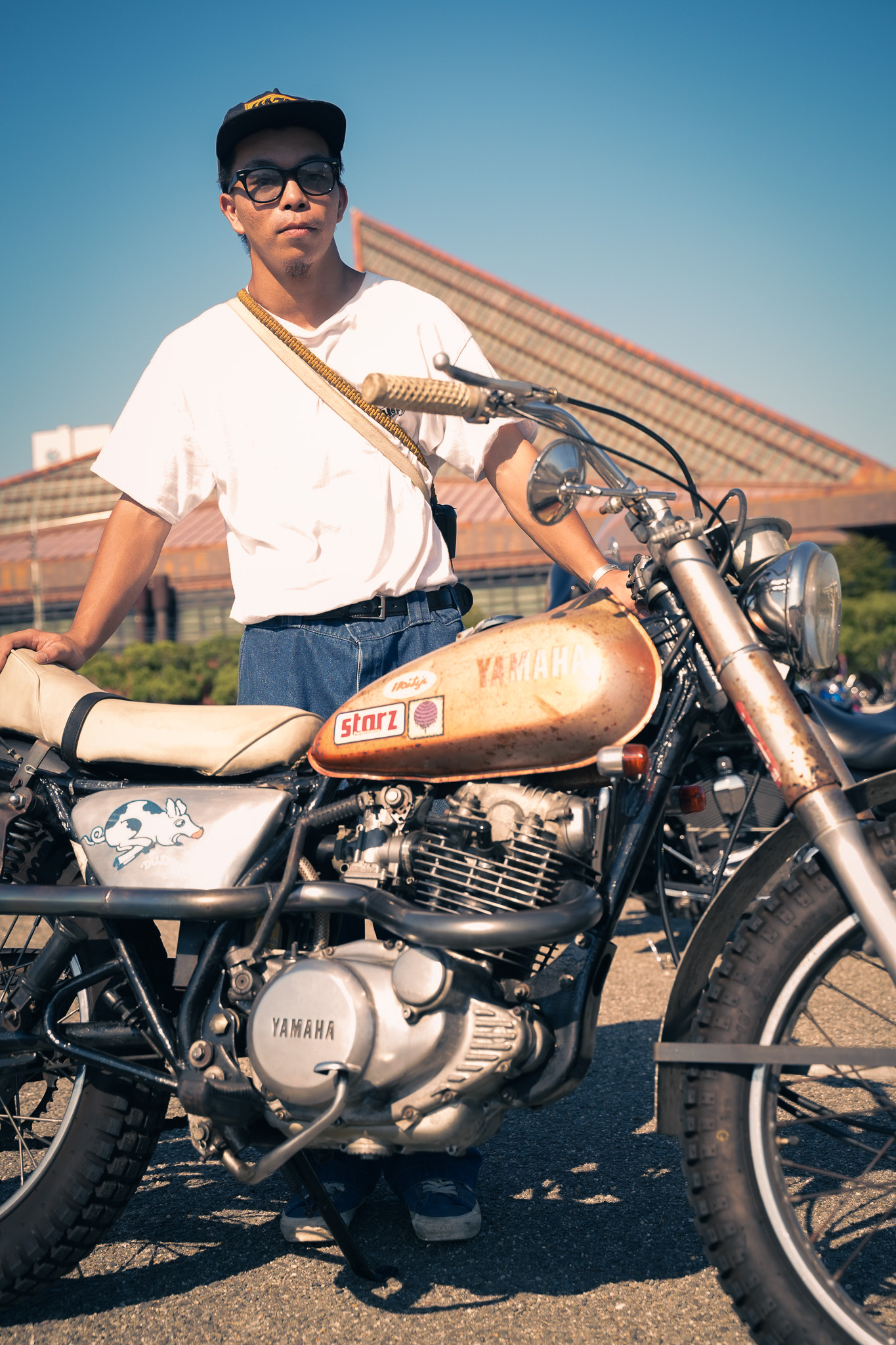 小さくて少し古いヤマハ