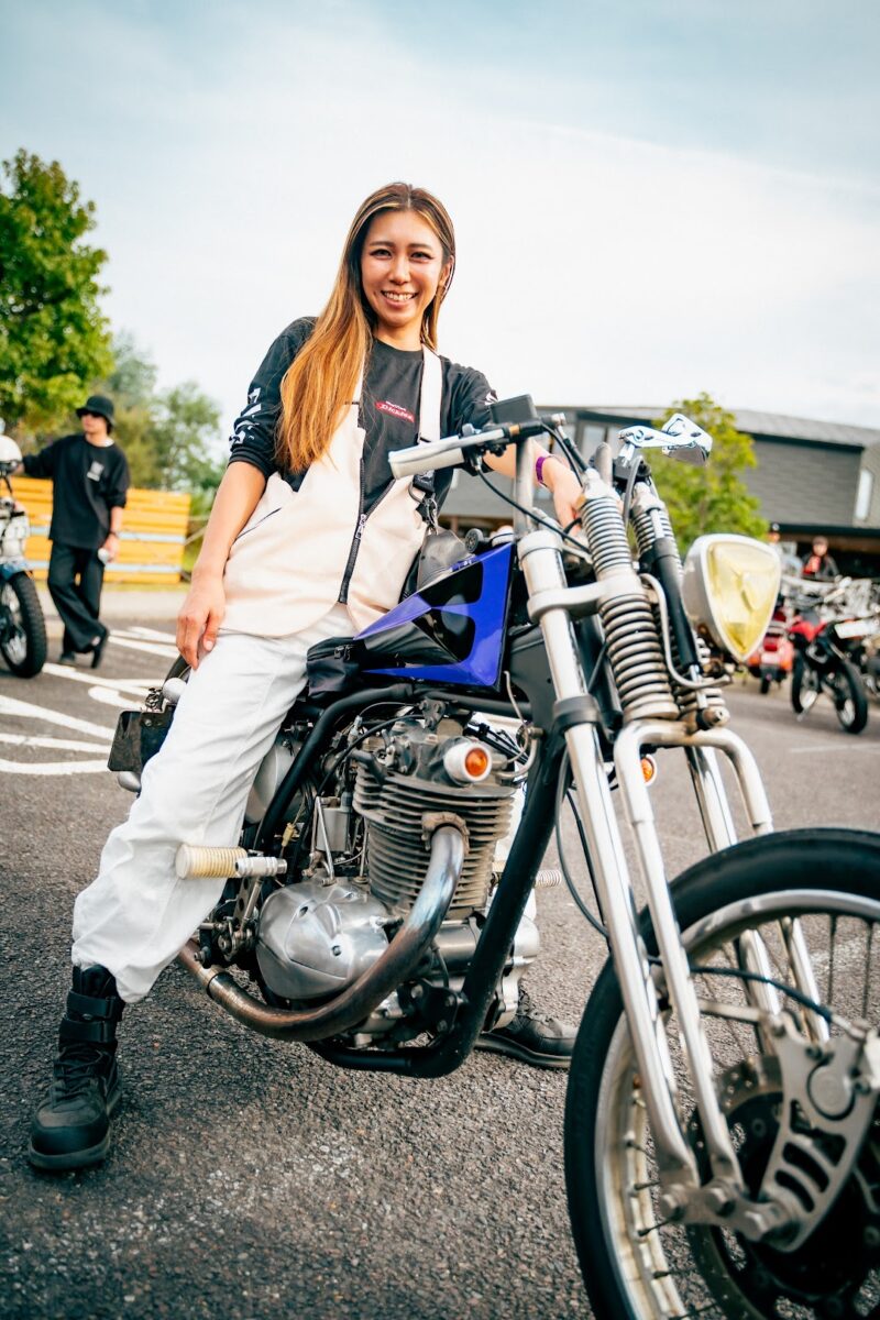 ロー＆ロングスタイルが引き立つ250TR